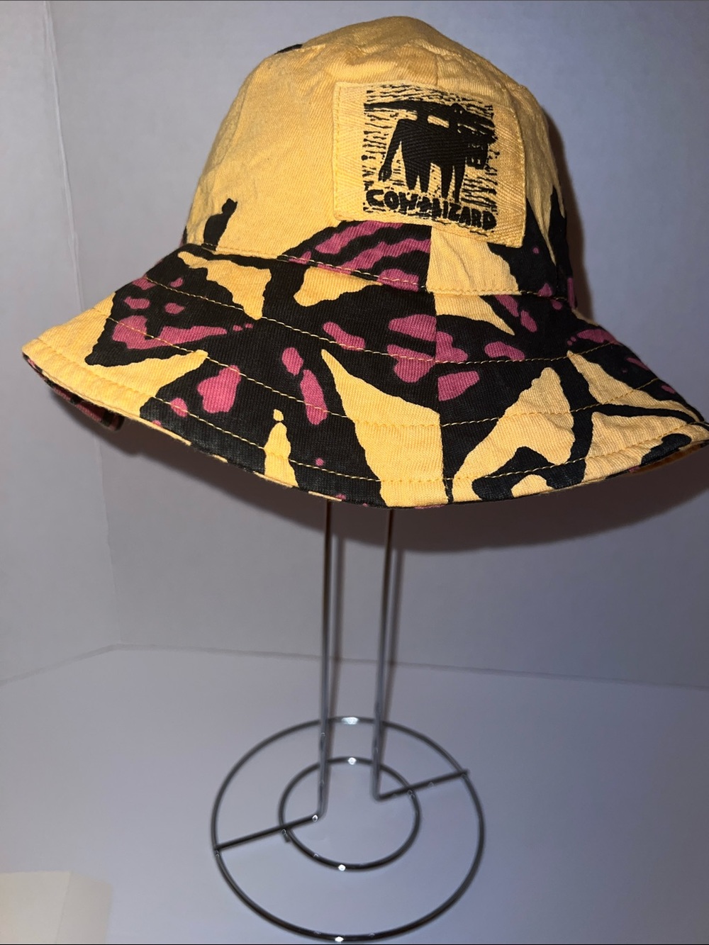 Vintage Cow & Lizzard Kids Yellow Graphic Bucket Hat